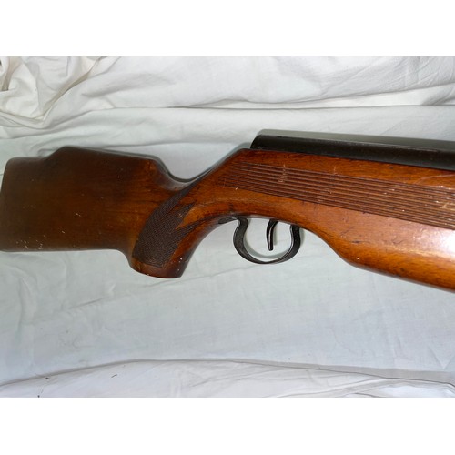 354 - RELUM TORNADO AIR RIFLE 113cm