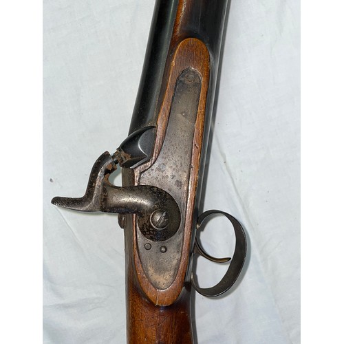 356 - 19TH CENTURY ITALIAN SINGLE BARRELL RIFLE BY ANTONIO ZOLI AND CO 127cm