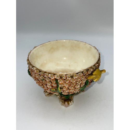 414 - 19TH CENTURY FLORAL ENCRUSTED PEDESTAL BOWL POSSIBLY COALBROOK DALE 6cm