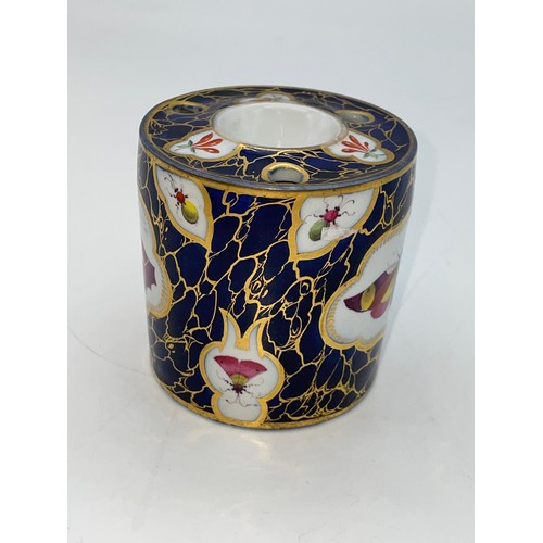 419 - CHAMBERLAINS WORCESTER BLUE AND GILT SCALE CYLINDRICAL INKWELL DECORATED WITH BUTTERFLIES 7cm