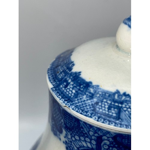 428 - 18TH CENTURY BLUE AND WHITE COFFEE POT 17cm