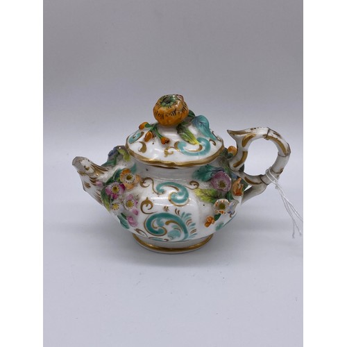 331 - 19TH CENTURY MINIATURE COALBROOKDALE STYLE FLORAL ENCRUSTED TEAPOT A/F AND A LOBED PORCELAIN GORD SC... 