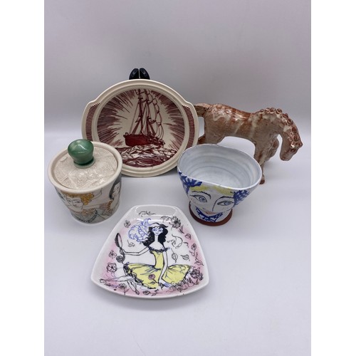 272 - SELECTION OF STUDIO POTTERY, A HELEN BOWEN HORSE, APRIL PATTERNED TRINKET DISH, AND A LIDDED CANISTE... 