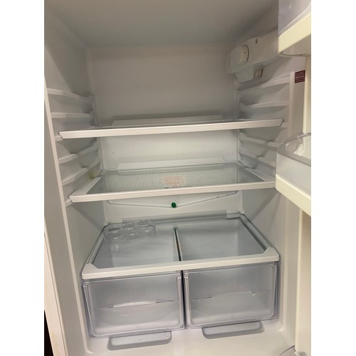 17 - HOTPOINT ICE DIAMOND FRIDGE FREEZER