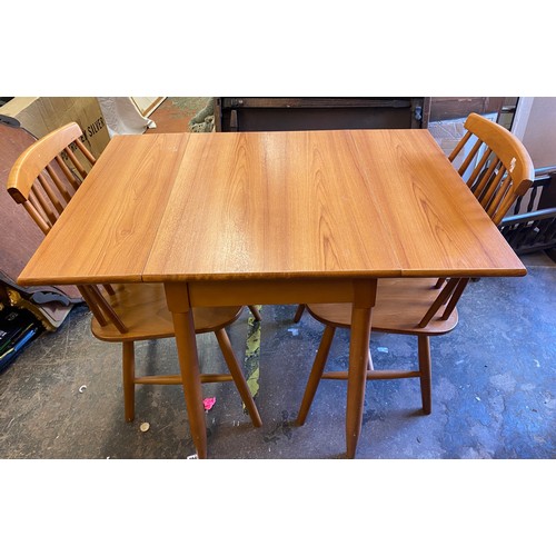 91 - SMALL DROP FLAP KITCHEN TABLE AND PAIR OF STICK BACK CHAIRS