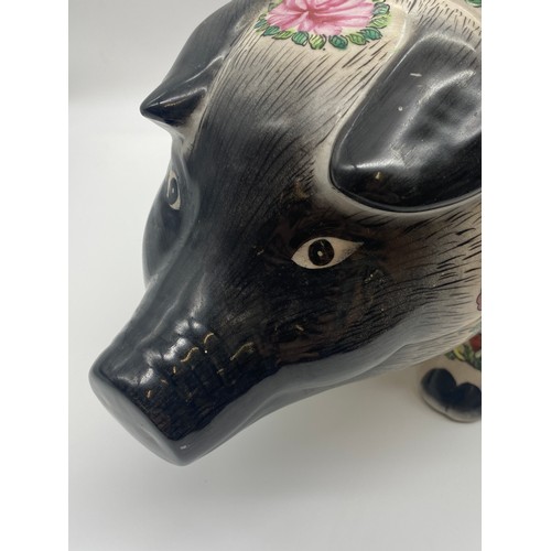 172 - 20TH CENTURY CANTON FAMILLE ROSE PATTERNED PIG MONEY BANK