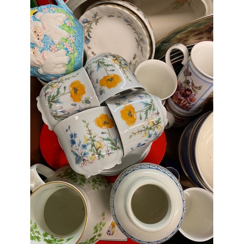 231 - CARTON - VARIOUS CERAMICS, COLLECTORS PLATES, BOWLS