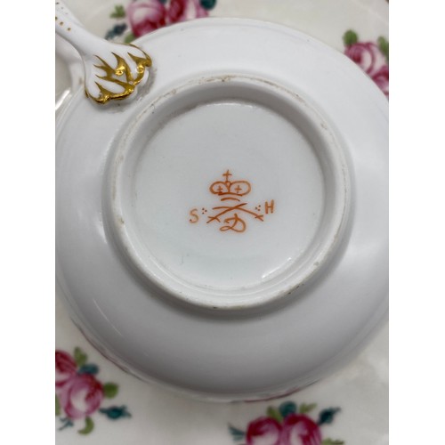 306 - CROWN DERBY DUESBURY ROSE PATTERNED GILDED TEA SERVICE