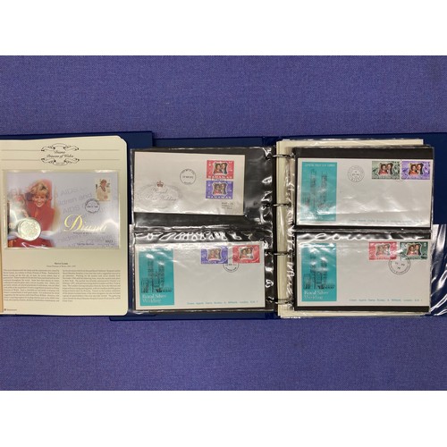 323 - THE ROYAL FAMILY COMMONWEALTH STAMPS AND FIRST DAY COVERS, SILVER WEDDING COMMEMORATIVE, ALBUM OF DI... 