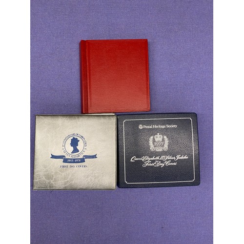 326 - 25TH ANNIVERSARY OF THE CORONATION OF QUEEN ELIZABETH II FIRST DAY COVERS AND TWO OTHER SILVER JUBIL... 