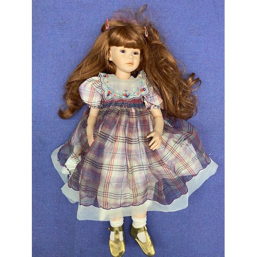 357 - SIX 20TH CENTURY PAULINES LIMITED EDITION MEDIUM AND LARGE SIZE DOLLS