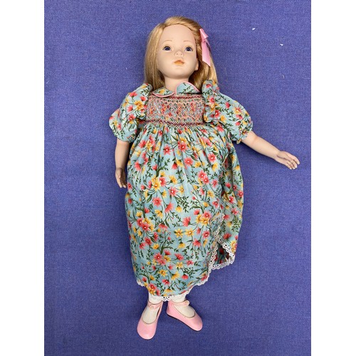 357 - SIX 20TH CENTURY PAULINES LIMITED EDITION MEDIUM AND LARGE SIZE DOLLS