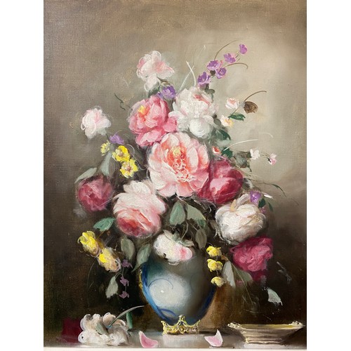 363 - OIL ON CANVAS STILL LIFE VASE OF MIXED FLOWERS