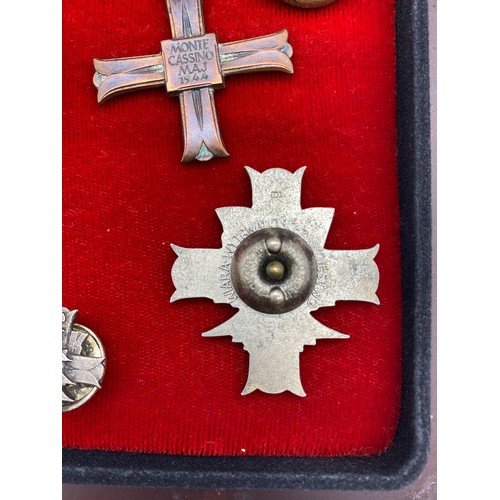 391 - WWII DEFENCE MEDAL, 1939-45 STAR, POLISH CROSS OF VALOUR, SERVICE MEDAL, MONTE CASSINO CROSS, AND 3R... 