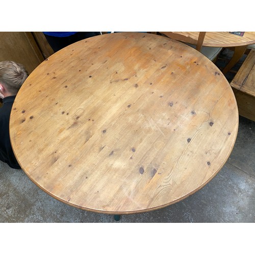 46A - PINE CIRCULAR TOPPED PEDESTAL BREAKFAST TABLE (NO BOLTS)