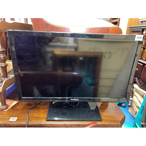 158 - SMALL PANASONIC TV