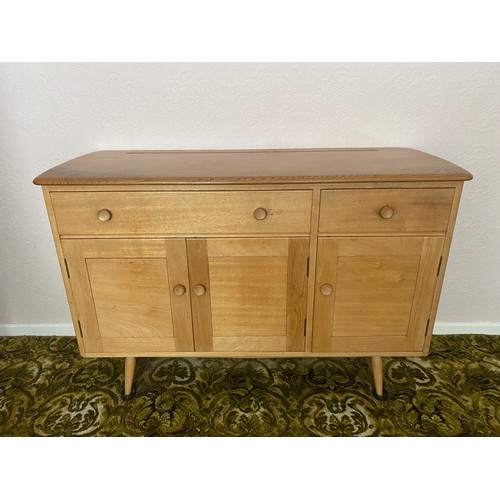 39 - LIGHT ERCOL SIDEBOARD (NO.351)