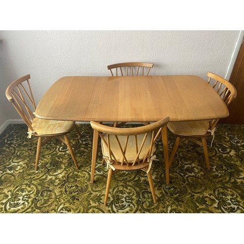 40 - LIGHT ERCOL DROP FLAP DINING TABLE WITH FOUR WINDSOR DINING CHAIRS (NO.436)