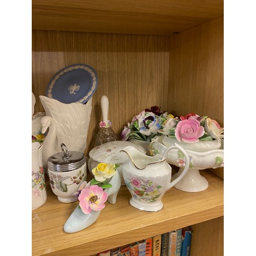 240 - MISCELLANEOUS CERAMICS INCLUDING PORTMEIRION SWAN VASES, WEDGWOOD JASPER WARE AND FLORAL ENCRUSTED O... 