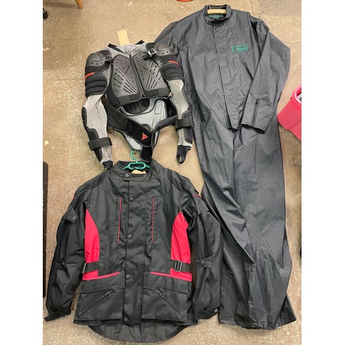 130 - FERRIDAX NYLON MOTORCYCLIST WATERPROOF AND MOTOR CYCLING APPAREL