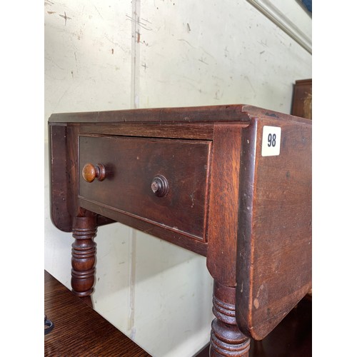 98 - EARLY 19TH CENTURY SMALL PEMBROKE TABLE ON RING TURNED LEGS