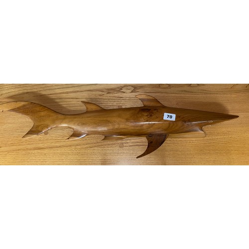 70 - VINTAGE CARVED SHARK WALL MODEL (SLIGHTLY A/F)