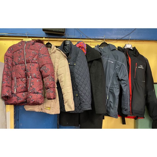 137A - SELECTION OF QUILTED ANORAKS AND A WOOL BLEND JACKET LADIES SIZE 12 AND A TRESPASS JACKET AND AN EID... 