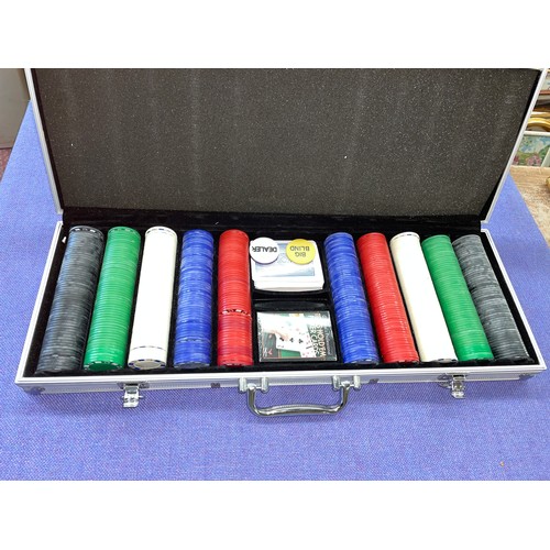 463 - HARD CASE OF POKER GAMING CHIPS AND CARD SET