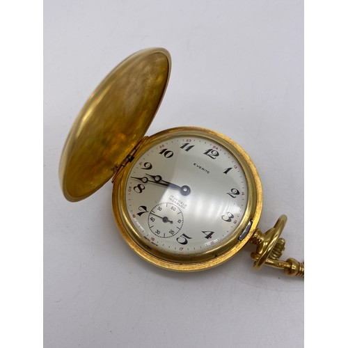 495 - EVERITE 17 JEWEL FULL HUNTER CASED POCKET WATCH ON PLATED ROLLED GOLD ALBERT CHAIN, SERVICES STOP WA... 