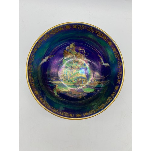 555 - DEVON FIELDINGS FAIRYLAND LUSTRE BOWL