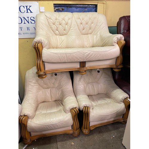 85 - CREAM LEATHER WOODEN SHOW FRAMED TWO SEATER THREE PIECE SUITE