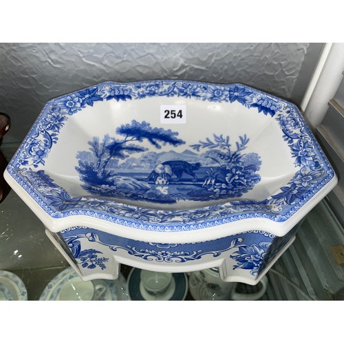 254 - SPODE LIMITED EDITION 193 AESOPS FABLES BLUE AND WHITE DOG BOWL