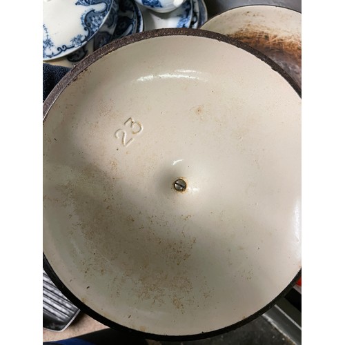 257 - LE CRUSET CASSEROLE DISH WITH COVER AND SKILLET PANS (A/F IN USED CONDITION)