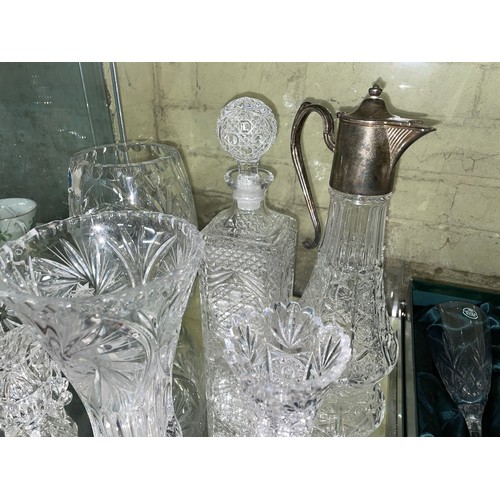 265 - BOX SET OF THOMAS WEBB GLASS FLUTES, ROYAL DOULTON LEAD CRYSTAL TANKARD, CLARET JUG, DECANTERS AND V... 