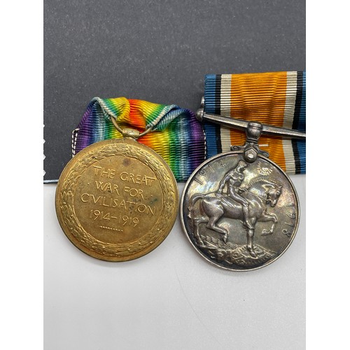 439 - WWI MEDAL DUO 41781 PTE W.J. BARRETT R.WAR.R