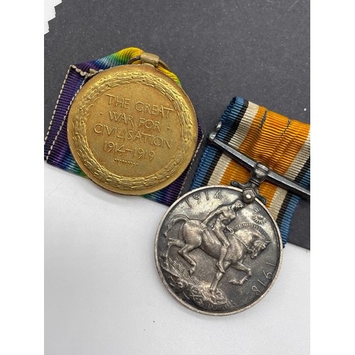 442 - WWI MEDAL DUO 28803 PTE W.D CHEAPE R.WAR.R