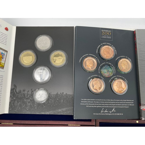 455 - WAR TO END ALL WARS COMMEMORATIVE COIN SET, BATTLE OF WATERLOO COIN SET INCOMPLETE, WAR POPPY COLLEC... 