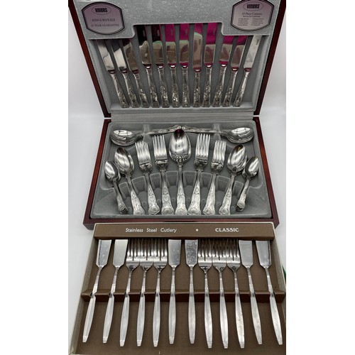 394 - CASE OF VINERS KINGS ROYALE CUTLERY 50 PIECES AND CASE OF CLASSIC FISH CUTLERY