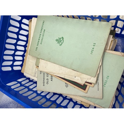 471 - INTERESTING EPHEMERA INCLUDING SOLDIERS RELEASE BOOK, PHOTOGRAPHS, OLD COMRADES ASSOCIATION REPORTS,... 