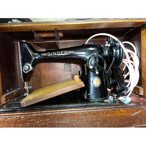 26 - CASED SINGER SEWING MACHINE