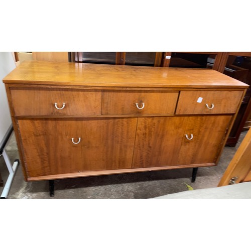 71 - LATE 50S EARLY 60S TEAK SIDEBOARD WITH BI-FOLD CUPBOARDS