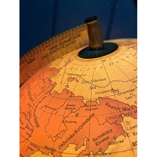 534 - LEGEND TERRESTRIAL ILLUMINATED GLOBE