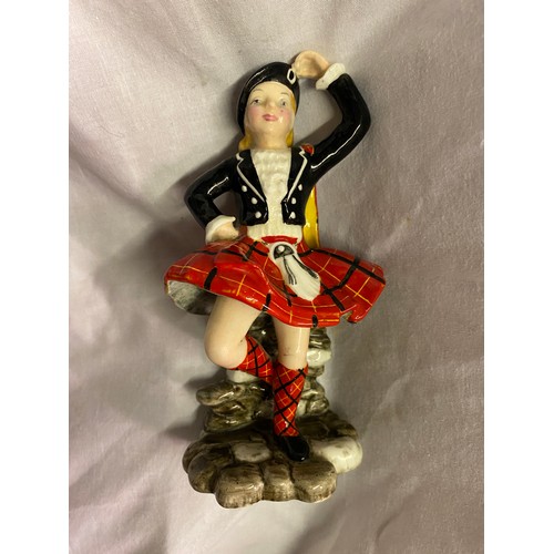 432 - ROYAL DOULTON FIONA FIGURE, CHARACTER JUGS INC. OLD MAC, TOWN CRIER, ARTONE HIGHLAND FLING FIGURE AN... 