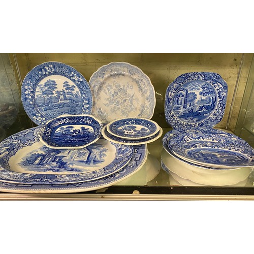 437 - SELECTION OF BLUE AND WHITE TRANSFER PRINTED WILLOW WARE, COPELAND AND SPODE EXAMPLES