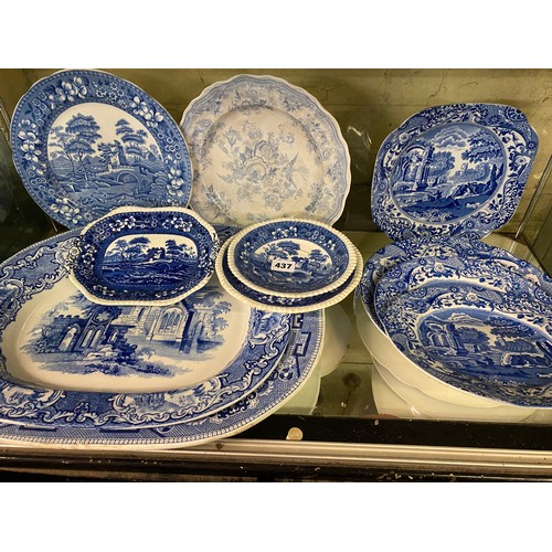 437 - SELECTION OF BLUE AND WHITE TRANSFER PRINTED WILLOW WARE, COPELAND AND SPODE EXAMPLES