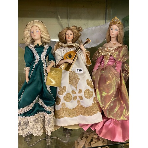 439 - THREE FRANKLIN HEIRLOOM DOLLS WITH PORCELAIN FEATURES INC. THE VATICAN ANGEL AND CINDERELLA AND ANTO... 