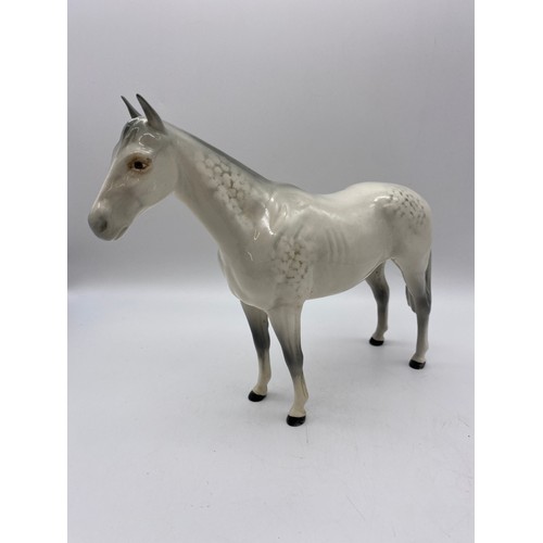 564 - BESWICK DAPPLE GREY HORSE THE WINNER 2421 GLOSS