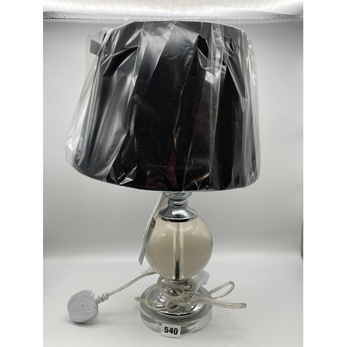 540 - CRYSTAL GLOBULAR TABLE LAMP WITH SHADE