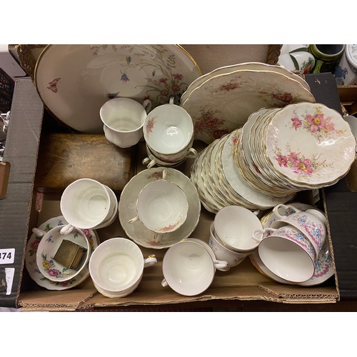 474 - CARTON CONTAINING VICTORIAN FLORAL TEA SERVICE, BONE CHINA GAINSBOROUGH TEA SERVICE, MATCH SLEEVE AN... 