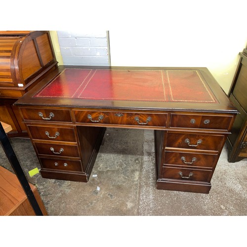 201 - REPRODUCTION MAHOGANY RED LEATHER TOPPED PEDESTAL DESK